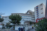 <center>Institut Paoli-Calmette.</center>A la mort du doyen Lucien Cornil, en 1952, la direction du centre est confiée au professeur Jean Paoli. Sous sa direction, en 1956, le conseil d’administration décide de transférer le centre  (CRACM) sur un terrain jouxtant l’hôpital Sainte Marguerite, appartenant à l’AP-HM et cédé par bail emphytéotique.
Le 19 mars 1969, le nouveau centre anti cancéreux de Marseille, est inauguré.
En 1974, le professeur Xavier Sérafino succède à Jean Paoli et donne au centre le nom d’Institut Paoli Calmette (I.P.C) en hommage à Jean Paoli et à Irène Calmette qui fût sa fidèle collaboratrice et qui mourra victime de la radio activité. De l'article 