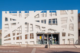 <center>L'Atelier des Arts.</center>Outre ses activités associatives l'Atelier des arts possède une salle de spectacle, qui a été entièrement réaménagé en 2006 et 2007 afin de pouvoir accueillir toutes sortes de spectacles : théâtre, concert, danse...