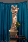 <center>Eglise de Sainte Marguerite.</center>Bas-côté gauche. Vierge sculptée par Louis Botinelly.
