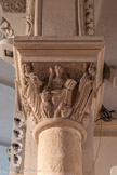 <center>Eglise de Sainte Marguerite.</center>Les chapiteaux du choeur illustrent divers épisodes du martyre de Sainte Marguerite. Marguerite ou Marine serait née vers 270 sous le règne de l’Empereur Diocletien (244 – 311) à Antioche de Pisidie près de l’actuelle Isparta en Turquie. Sainte Marguerite en train de garder les moutons de sa nourrice qui l'a convertie au christianisme.